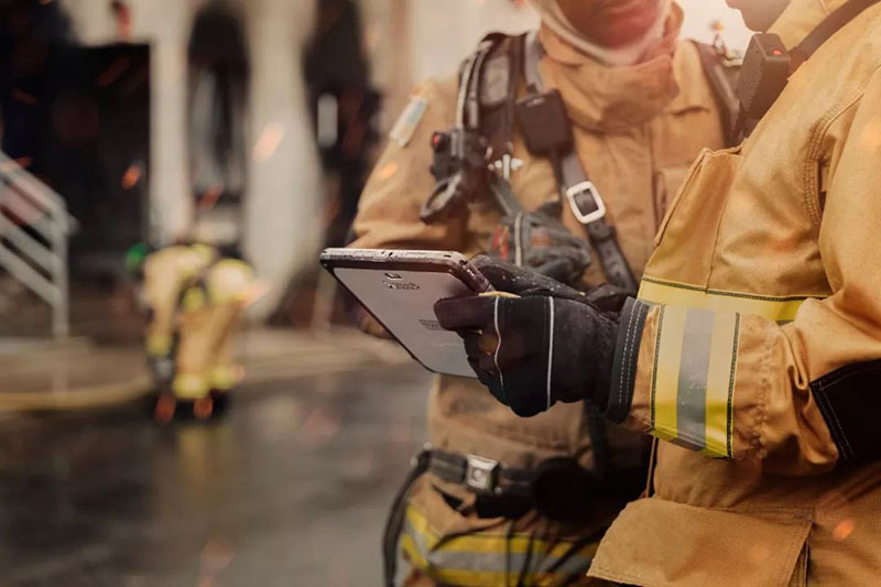 助力美國(guó)海厄利亞市消防局緊急救援